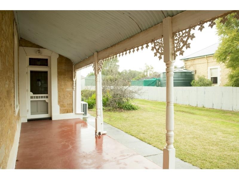 83 Railway Terrace, Crystal Brook SA 5523