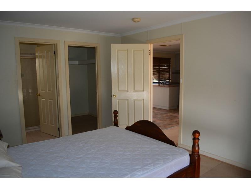 69 Burgoyne Street, Roxby Downs SA 5725