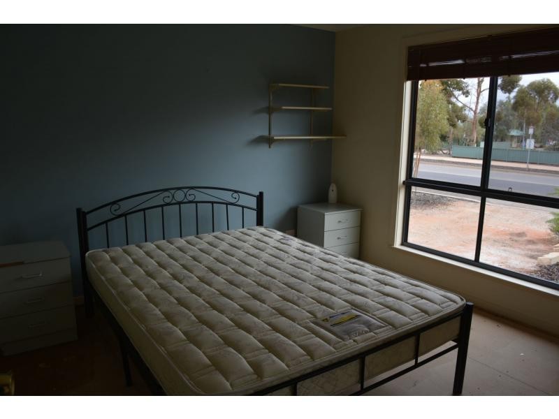 69 Burgoyne Street, Roxby Downs SA 5725