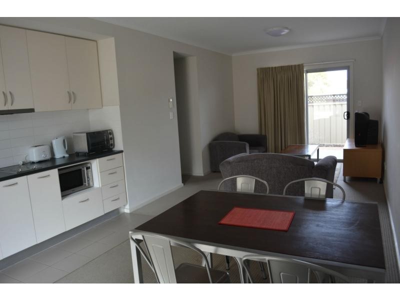 19 45-47 Stuart Road, Roxby Downs SA 5725