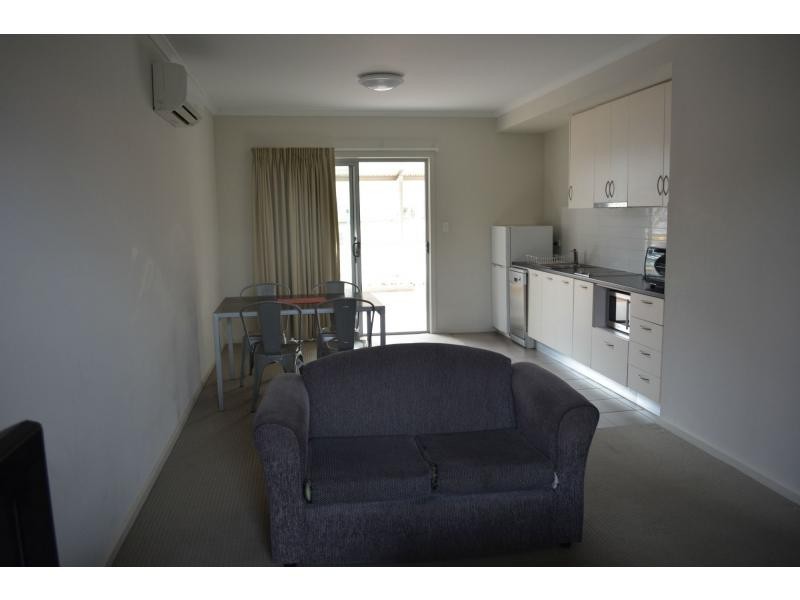19 45-47 Stuart Road, Roxby Downs SA 5725