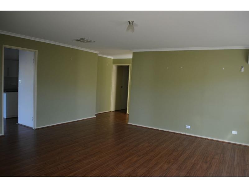 18 Alberrie Street, Roxby Downs SA 5725