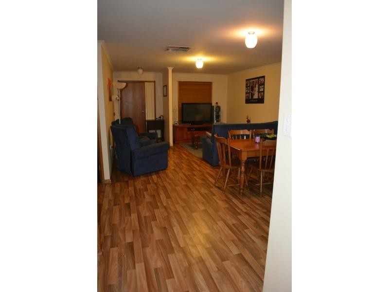 13b Kennebery Crescent, Roxby Downs SA 5725