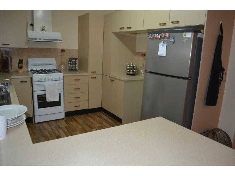 13b Kennebery Crescent, Roxby Downs SA 5725