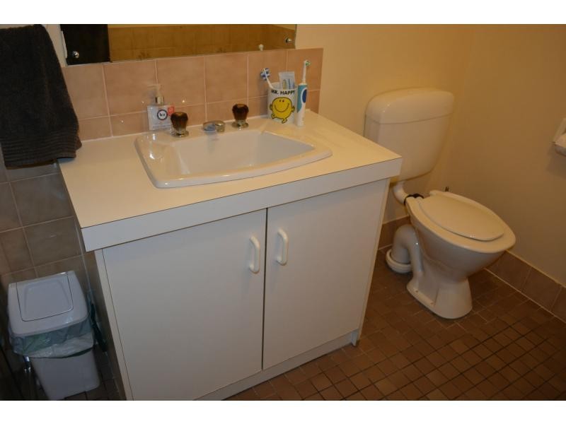 13b Kennebery Crescent, Roxby Downs SA 5725