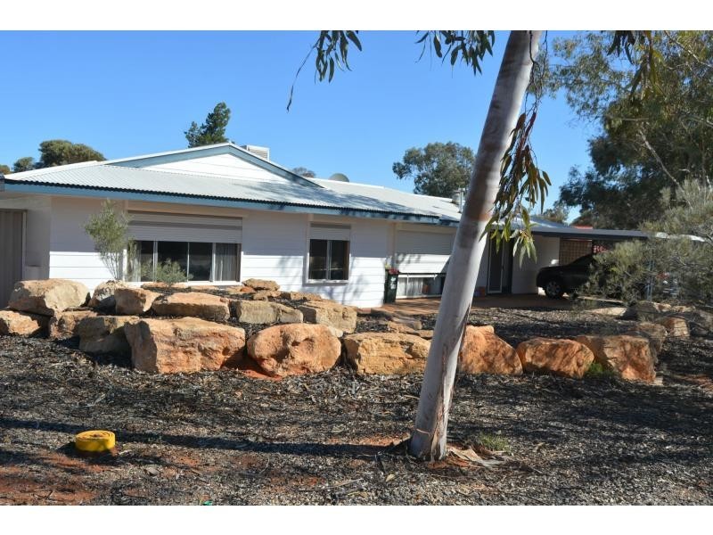 1 Curdimurka Street, Roxby Downs SA 5725