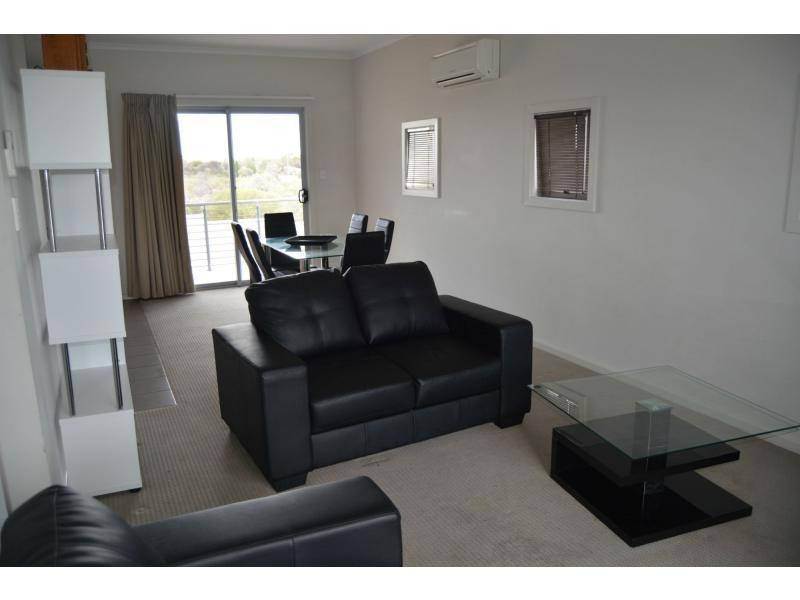 14 45/47 Stuart Road, Roxby Downs SA 5725