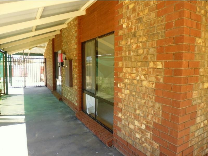 11 Hobbs Road, Port Broughton SA 5522