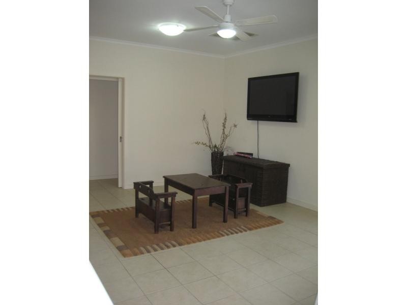 26 Swainsona Street, Roxby Downs SA 5725