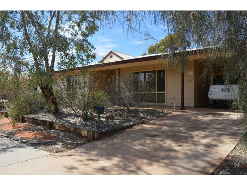 76 STUART ROAD, Roxby Downs SA 5725