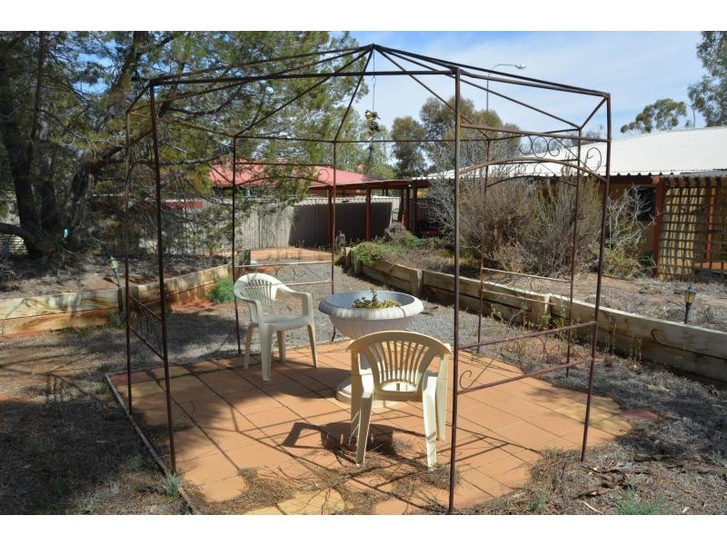 76 STUART ROAD, Roxby Downs SA 5725