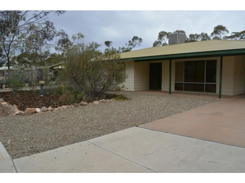 4 Wangianna Street, Roxby Downs SA 5725