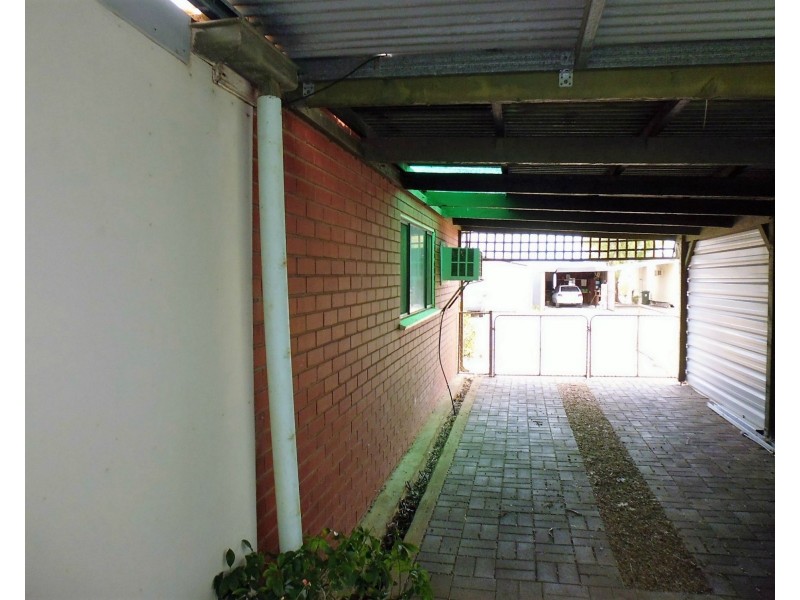 8 Kerley Street, Port Broughton SA 5522