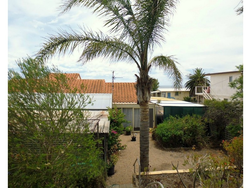 8 Kerley Street, Port Broughton SA 5522