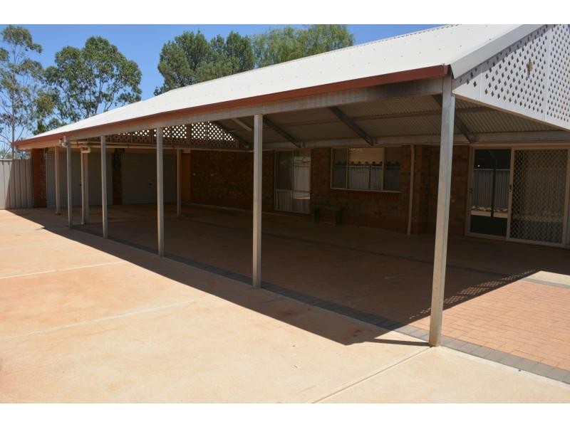21 PLANIGALE, Roxby Downs SA 5725