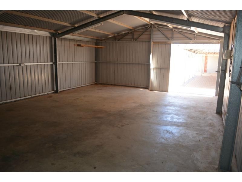 21 PLANIGALE, Roxby Downs SA 5725