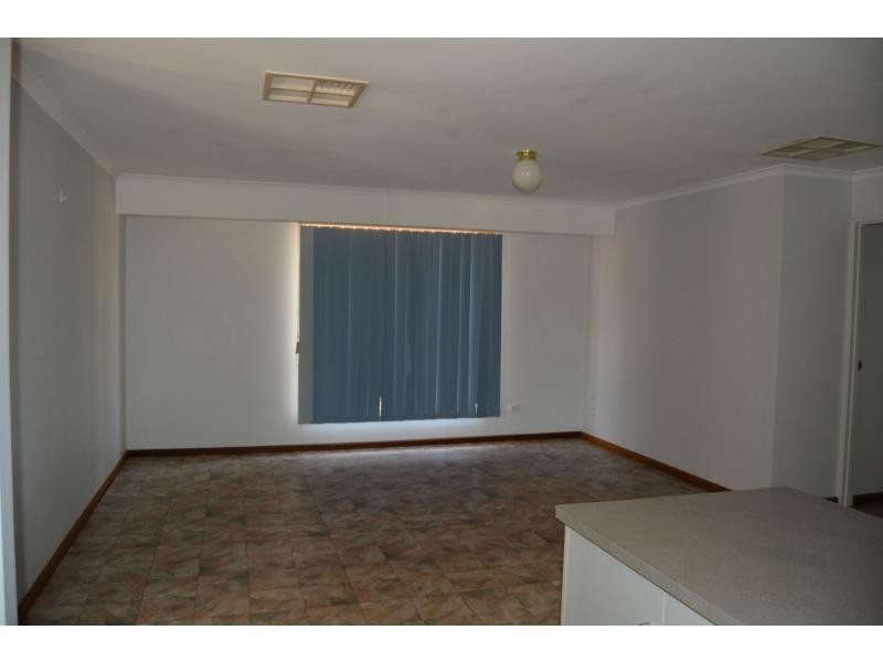58 Hermit Street, Roxby Downs SA 5725