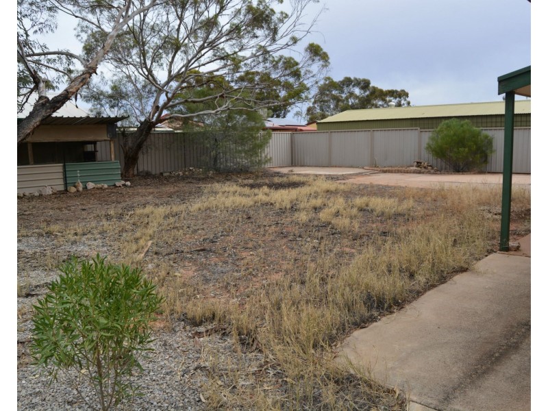 4 Wangianna Street, Roxby Downs SA 5725