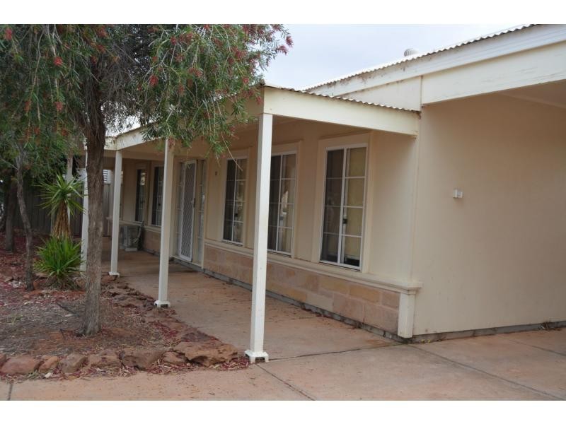 19 Planigale Drive, Roxby Downs SA 5725