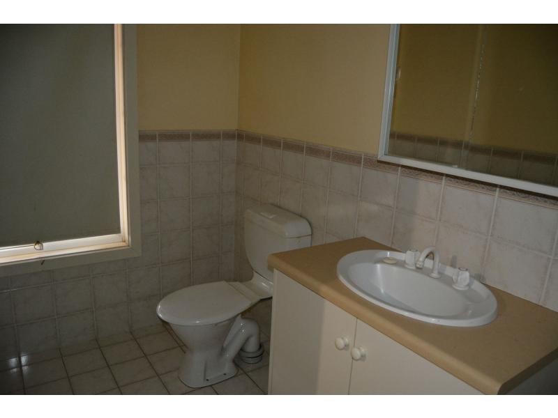 19 Planigale Drive, Roxby Downs SA 5725