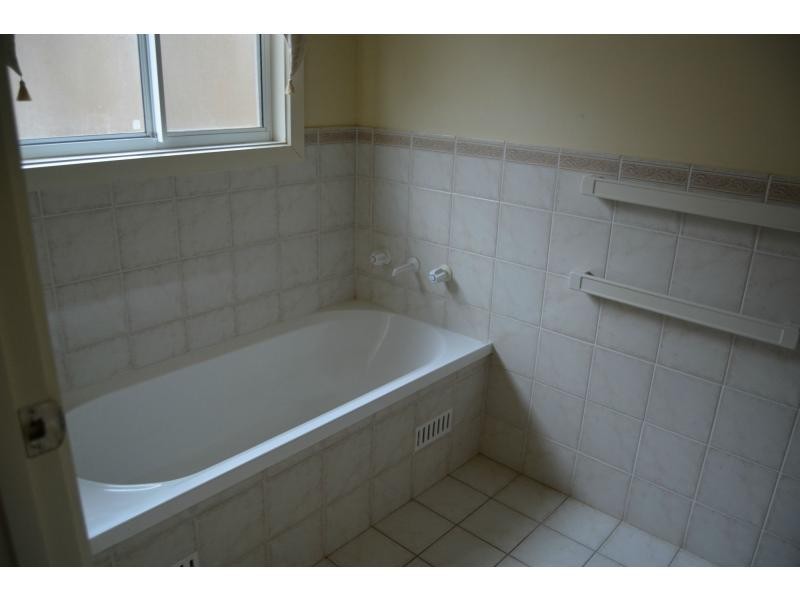 19 Planigale Drive, Roxby Downs SA 5725