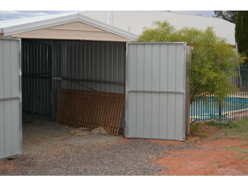 19 Planigale Drive, Roxby Downs SA 5725