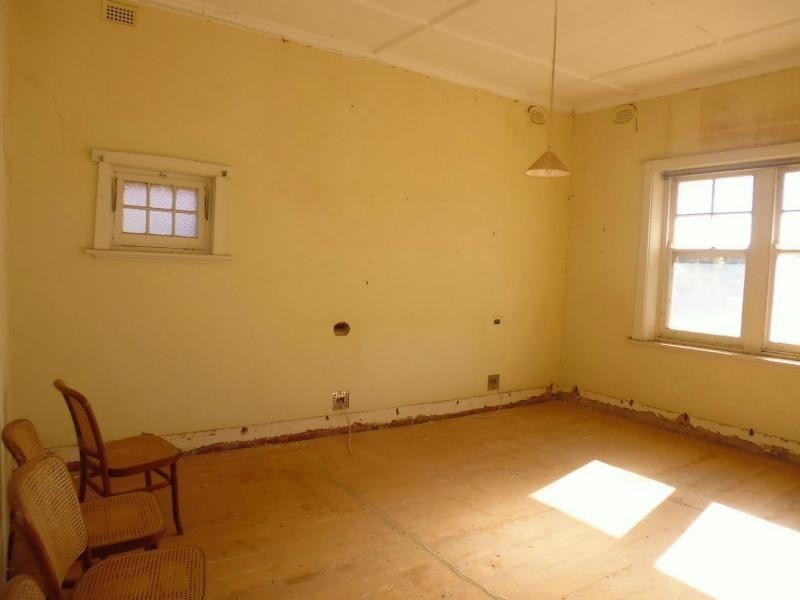 2 Bowman Street, Crystal Brook SA 5523