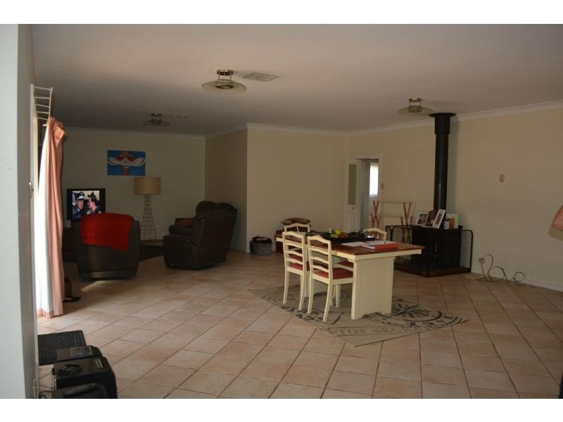 20 Wilaroo, Roxby Downs SA 5725