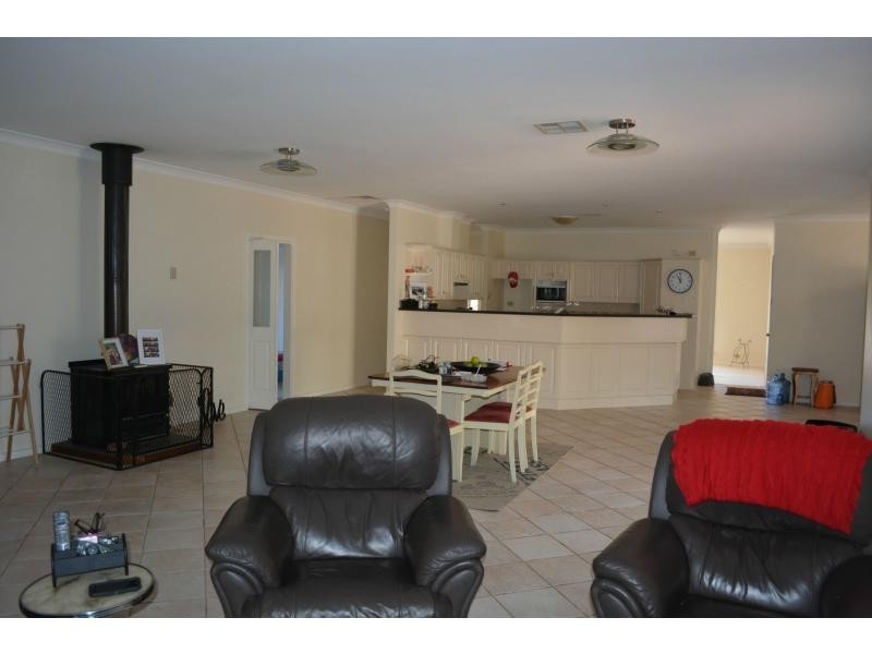 20 Wilaroo, Roxby Downs SA 5725