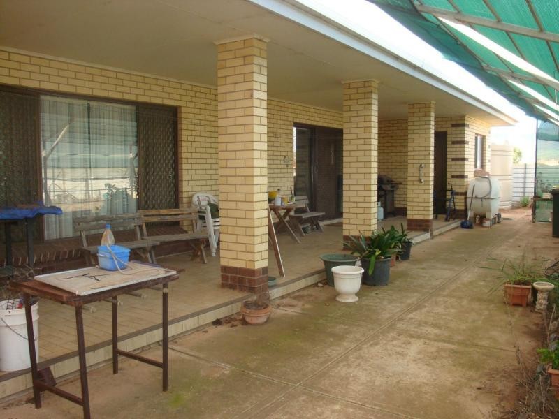 375 Gulf View Road, Napperby SA 5540