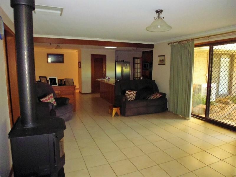 12 Clements Street, Crystal Brook SA 5523