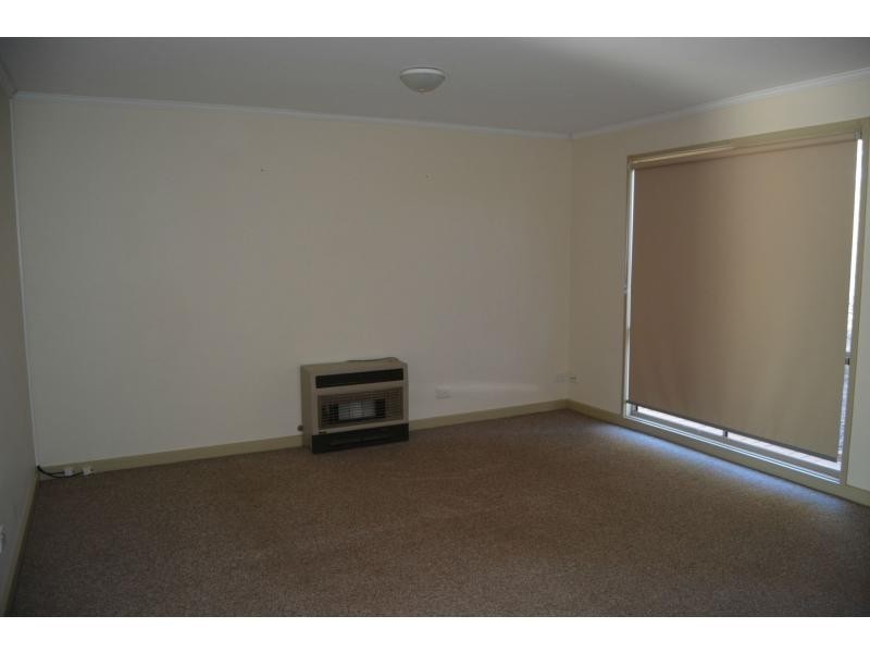 11 Finnis Street, Roxby Downs SA 5725