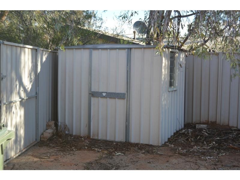 11 Finnis Street, Roxby Downs SA 5725
