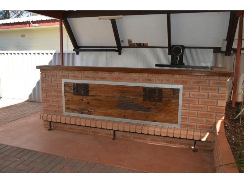 51 Pioneer Drive, Roxby Downs SA 5725