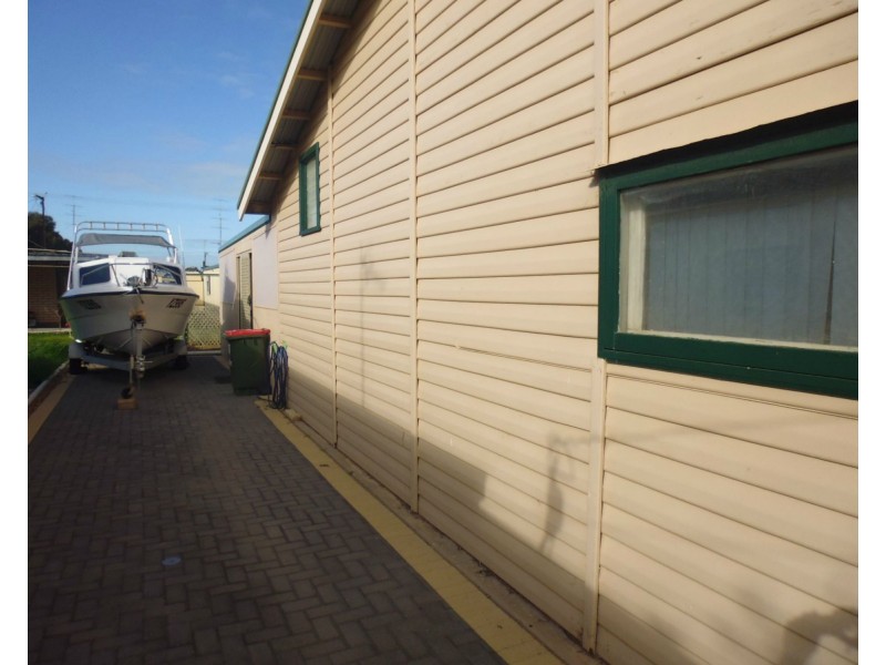 5 Snapper Road, Fisherman Bay SA 5522