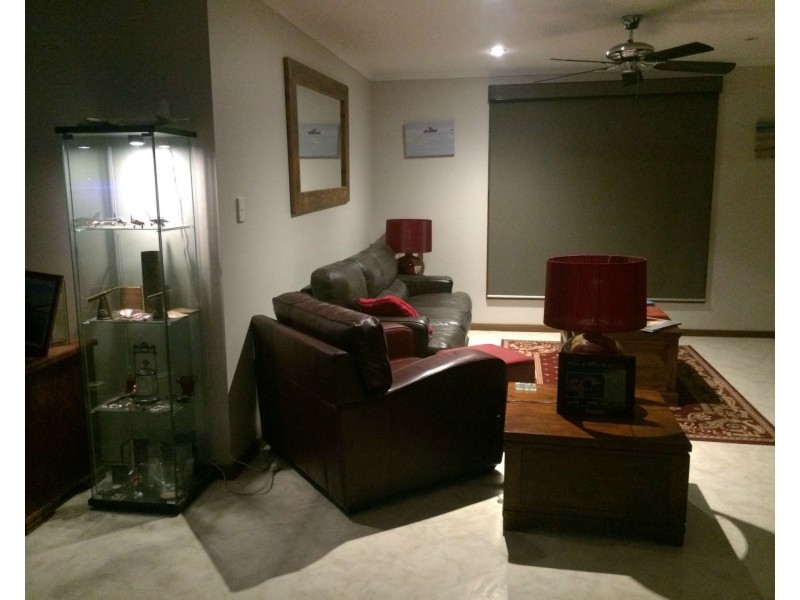 5915 Spencer Highway, Port Broughton SA 5522