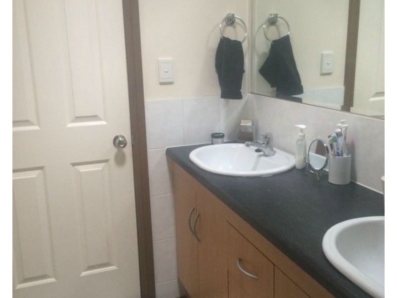 5915 Spencer Highway, Port Broughton SA 5522