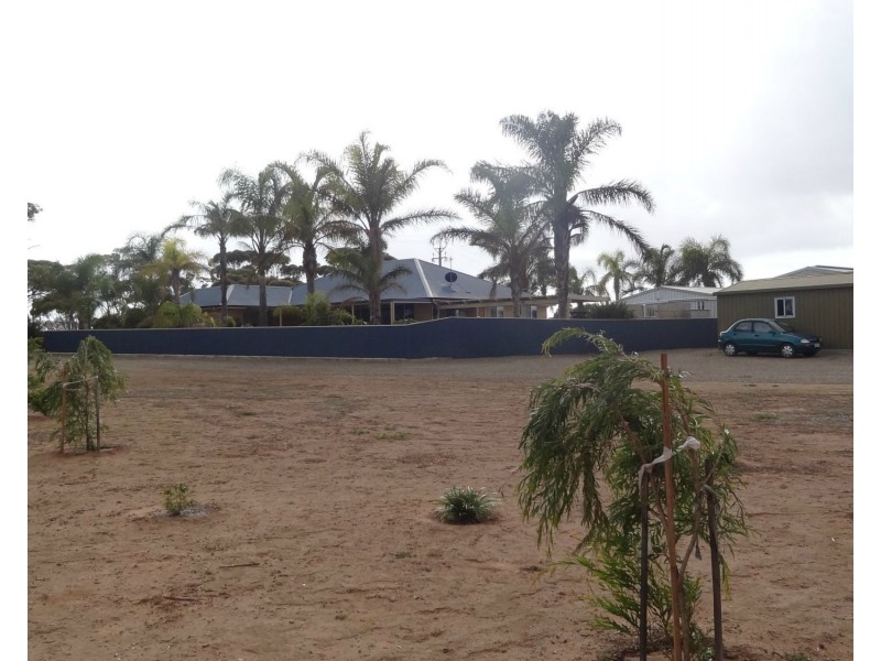 5915 Spencer Highway, Port Broughton SA 5522