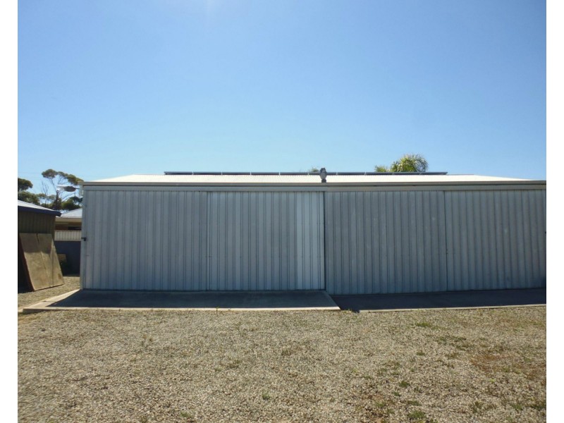 5915 Spencer Highway, Port Broughton SA 5522