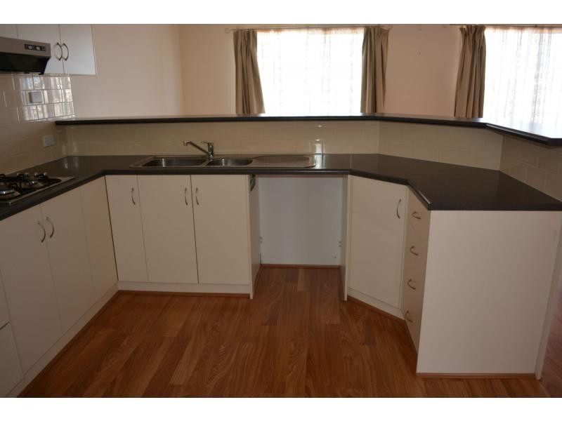 32 Maireana Circuit, Roxby Downs SA 5725