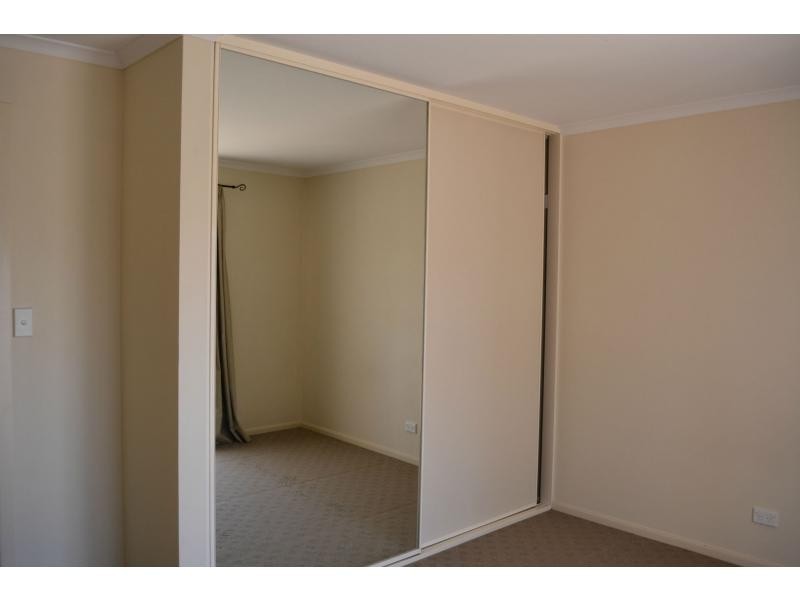 32 Maireana Circuit, Roxby Downs SA 5725