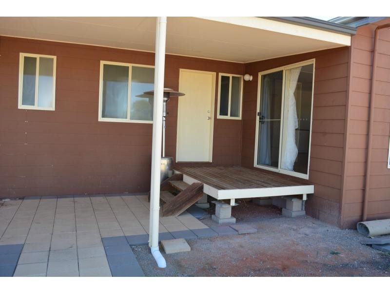 32 Maireana Circuit, Roxby Downs SA 5725