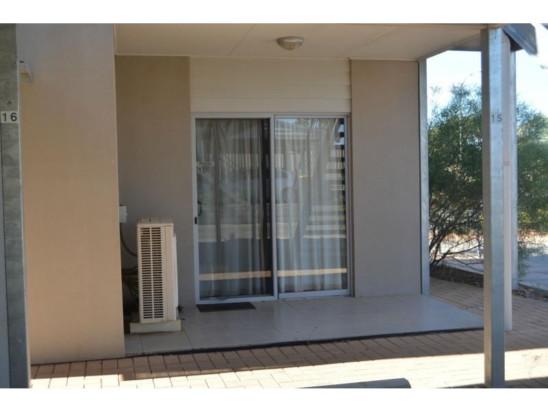 15 45/47 Stuart Road, Roxby Downs SA 5725