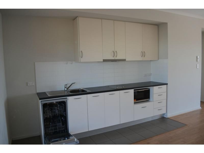 15 45/47 Stuart Road, Roxby Downs SA 5725