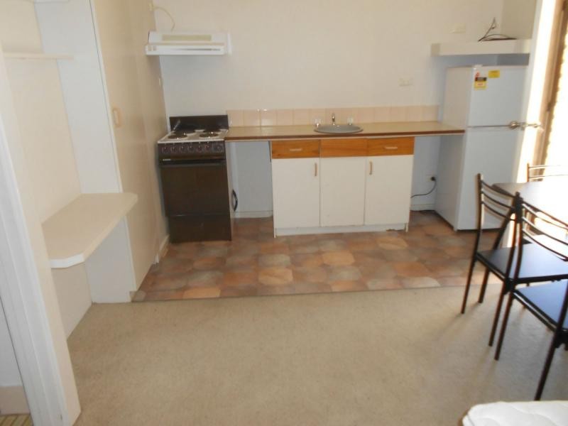 Unit 8/6-8 Kennebery Crescent, Roxby Downs SA 5725