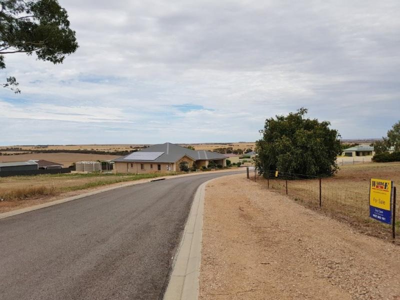 33 Belmont Crescent & 6 Catherine Avenue, Maitland SA 5573