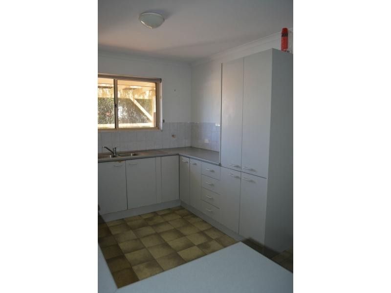 4 6/8 Phibbs Court, Roxby Downs, Roxby Downs SA 5725