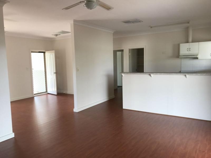 10 Bolami Street, Roxby Downs SA 5725