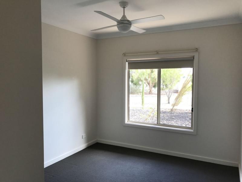 10 Bolami Street, Roxby Downs SA 5725