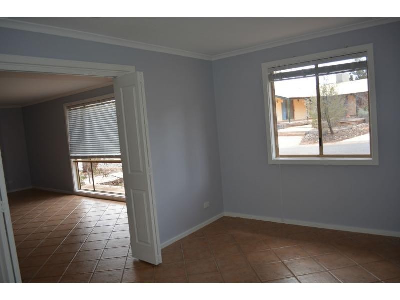 6 Blanche Court, Roxby Downs SA 5725